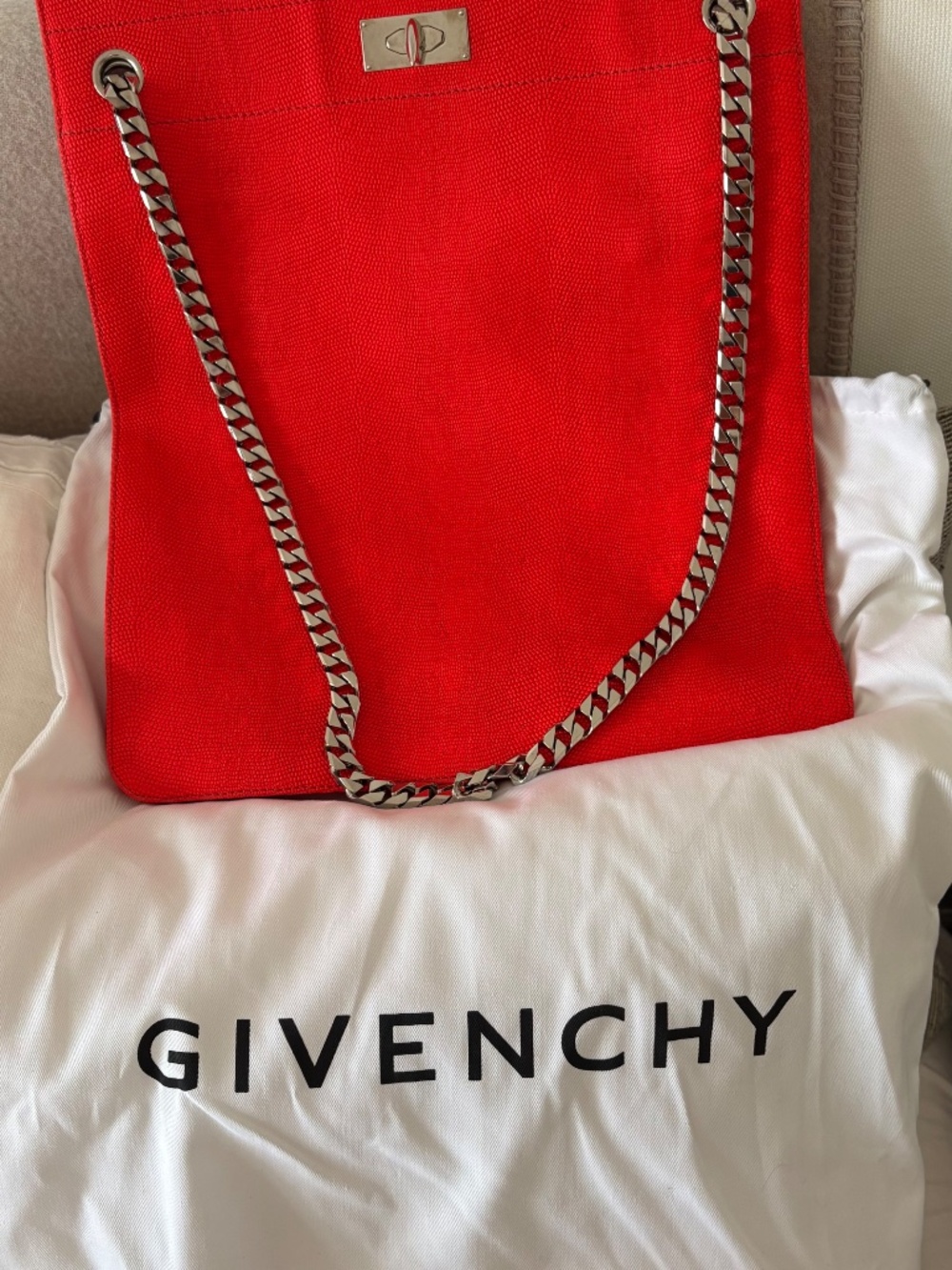 Givenchy tote - Picture 2 of 9